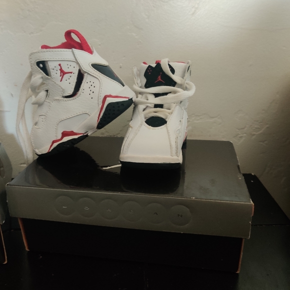 Baby boy shoes - Picture 1 of 3